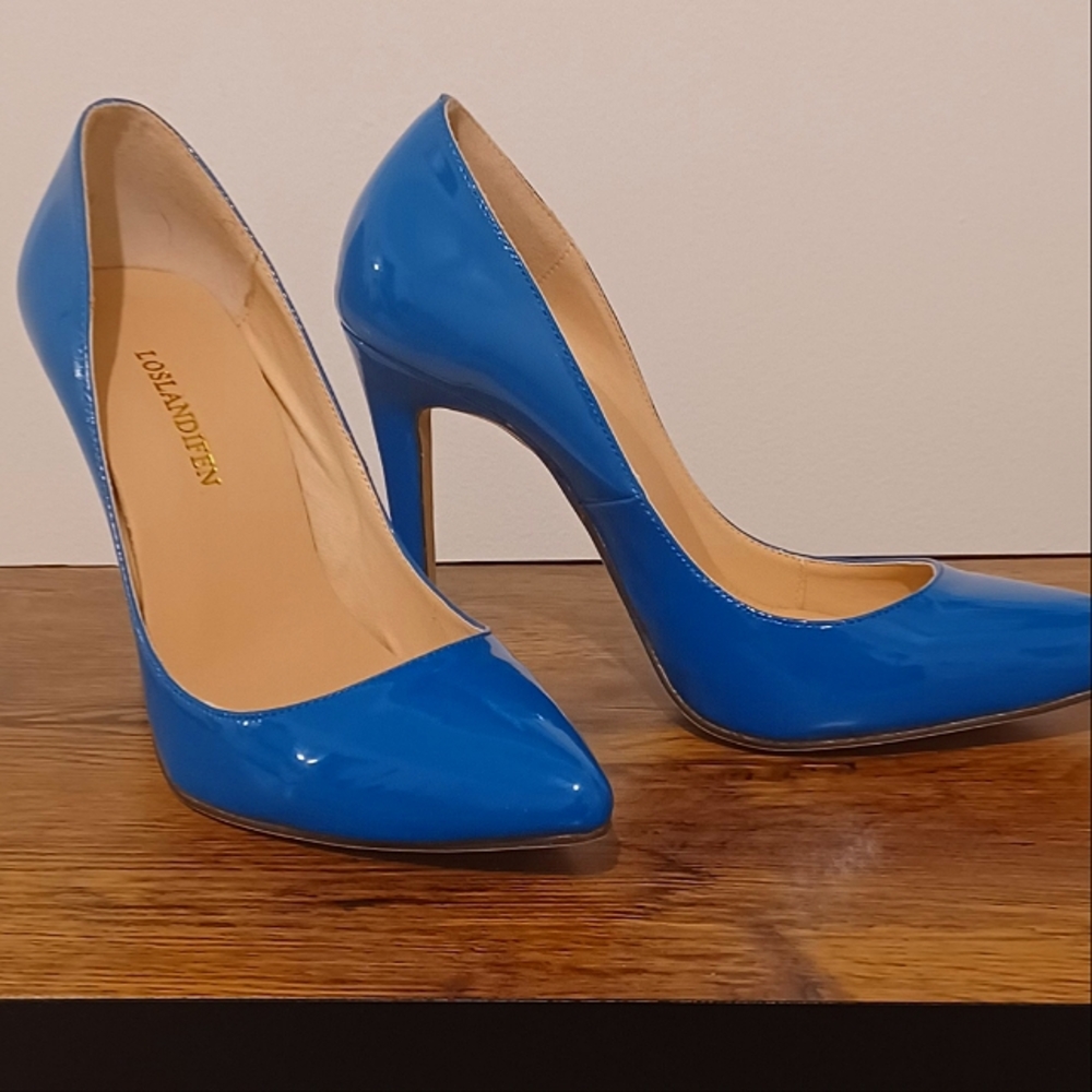 Blue Heels